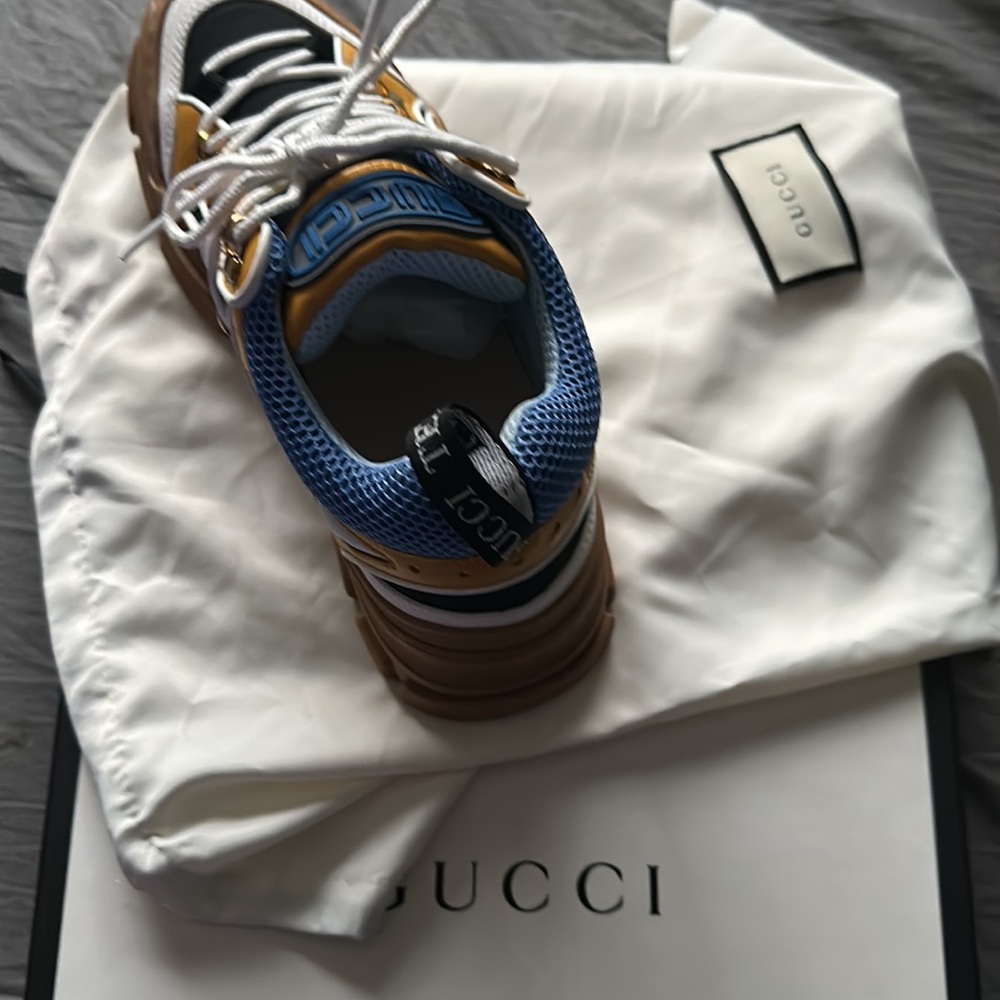 GUCCI - Picture 4 of 4